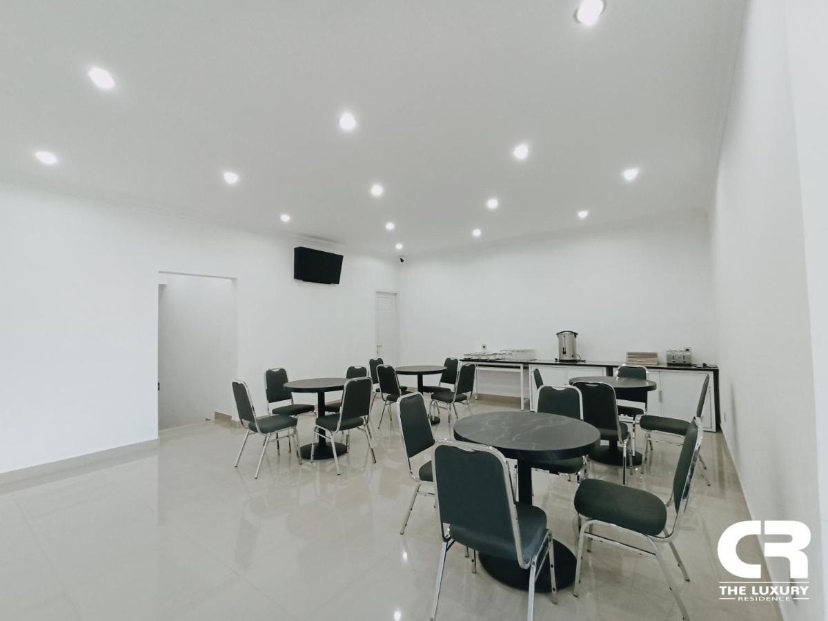 Charaka Residence Banjarnegara Екстер'єр фото