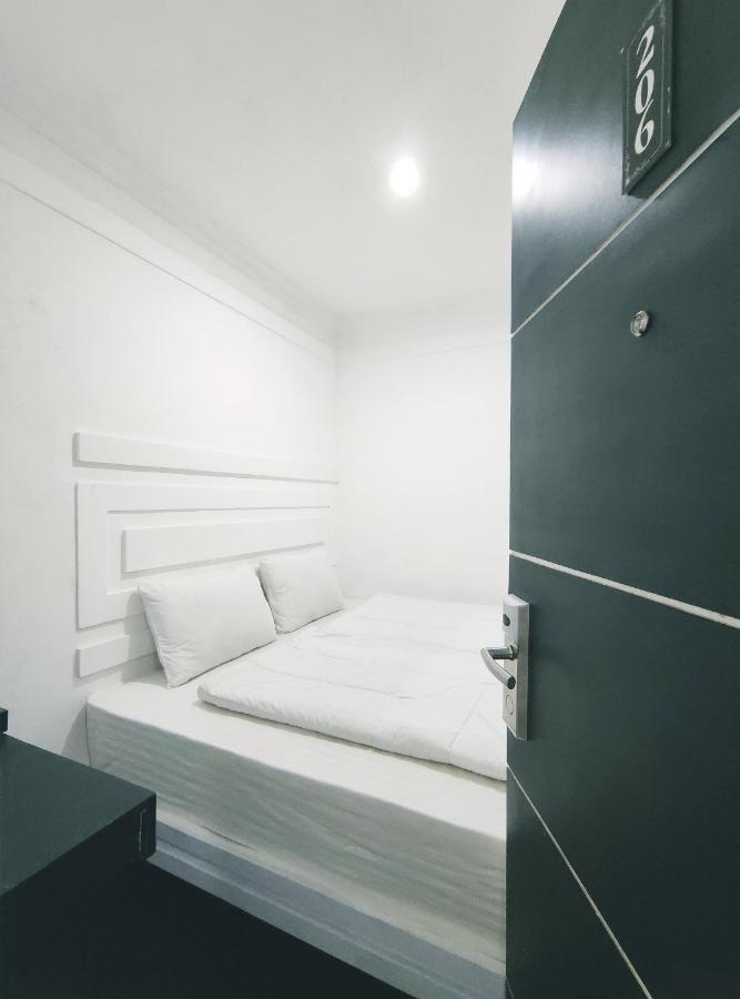 Charaka Residence Banjarnegara Екстер'єр фото
